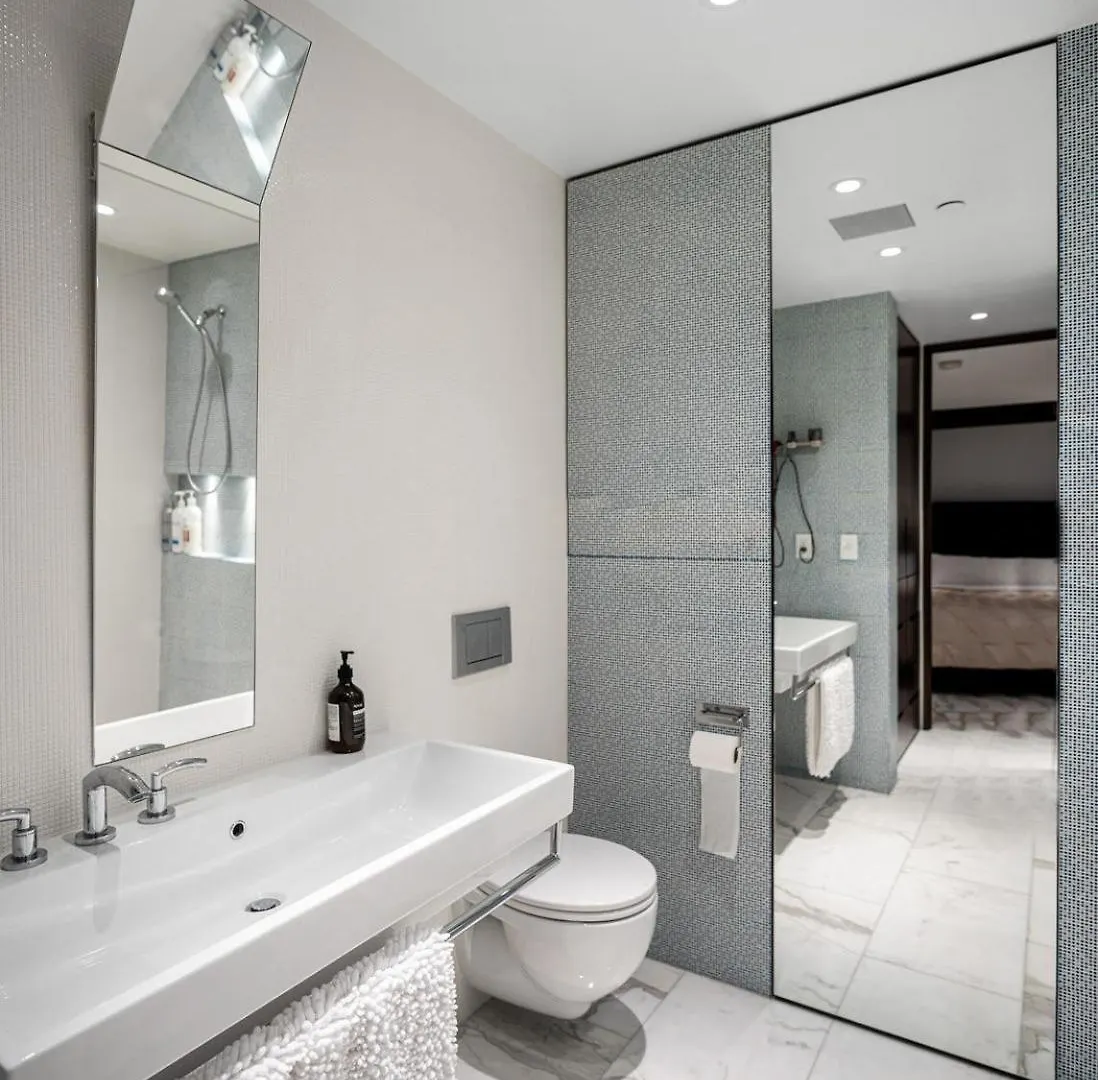 Vila White House Vancouver 0*,